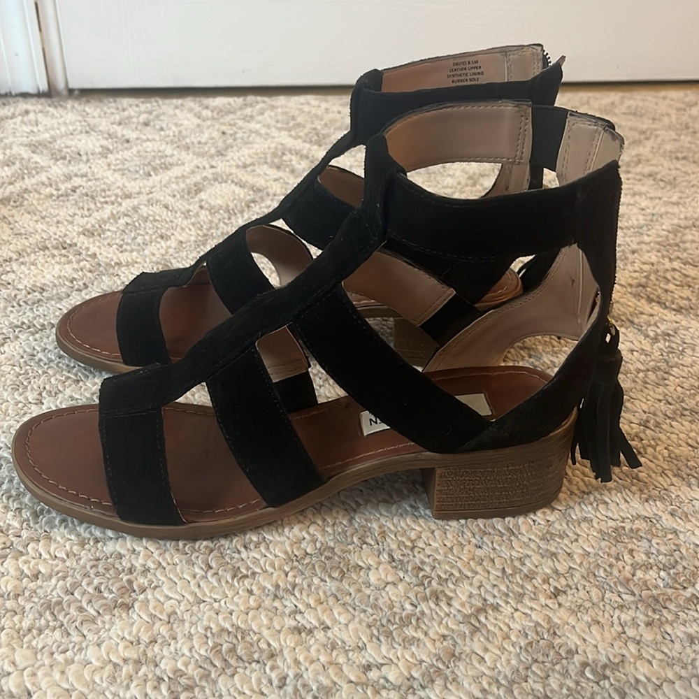 Steve Madden Daviss Black Suede Sandal
